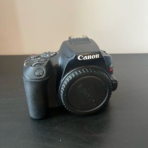 Canon rebel SL3 Camera